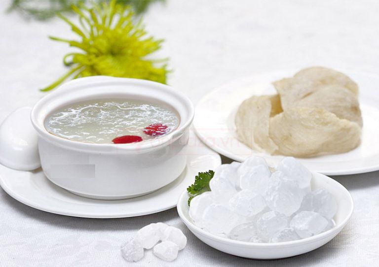 Sử dụng yến sào đều đặn đúng cách giúp tăng cường sức khỏe xương khớp