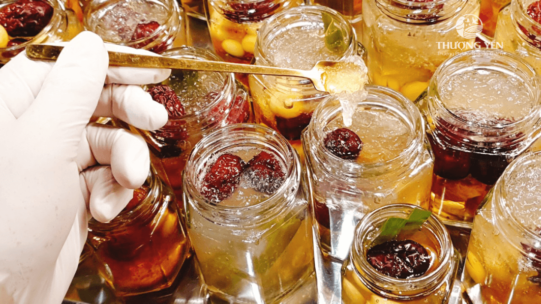 Combo 04 Hủ Yến Chưng Tươi 210ml/hủ [Vừa Ăn] - lượng yến lên đến 25gr yến tươi/hủ - Thượng Yến